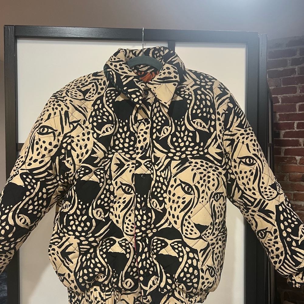 FARM RIO REVERSIBLE Quilted Leopard Print Puffer Jacket